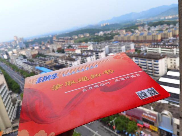 皇冠信用网如何申请_高考生如何申请中外合作办学2+2留学皇冠信用网如何申请？【高考指方网】