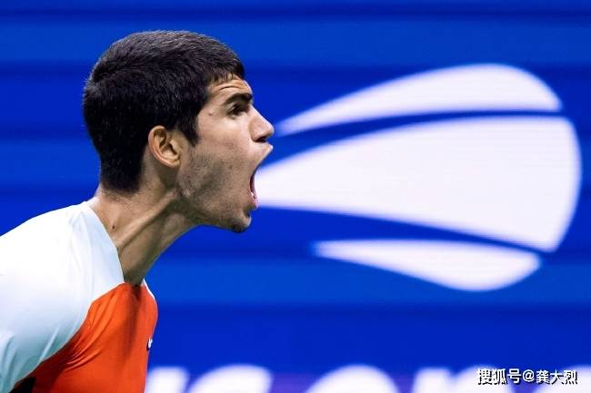 皇冠登1登2登3申请_翻译:魔幻般的阿卡终结德约连胜势头皇冠登1登2登3申请,斩获温布尔登皇冠1