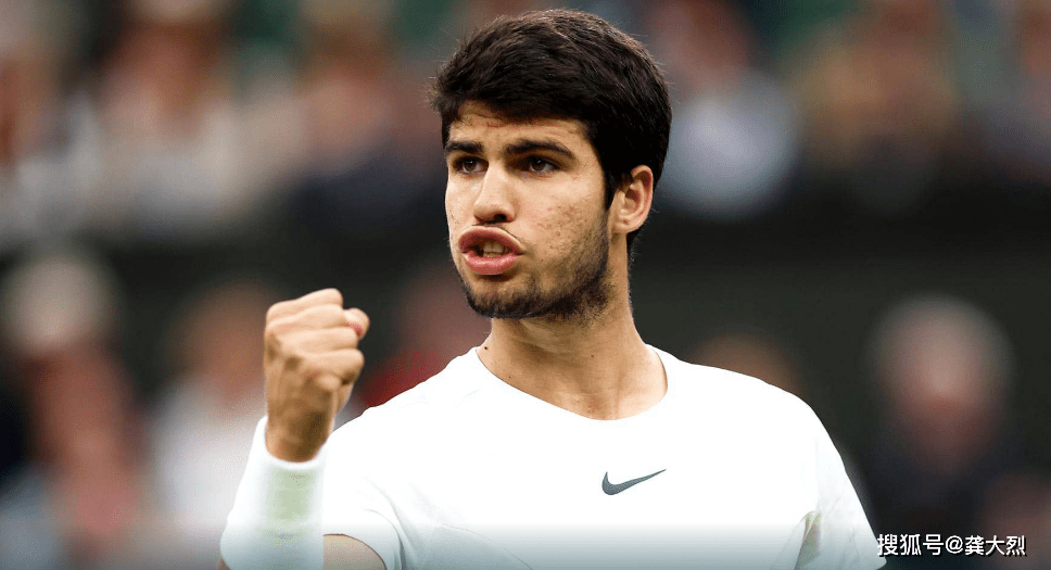 皇冠登1登2登3申请_翻译:魔幻般的阿卡终结德约连胜势头皇冠登1登2登3申请,斩获温布尔登皇冠1