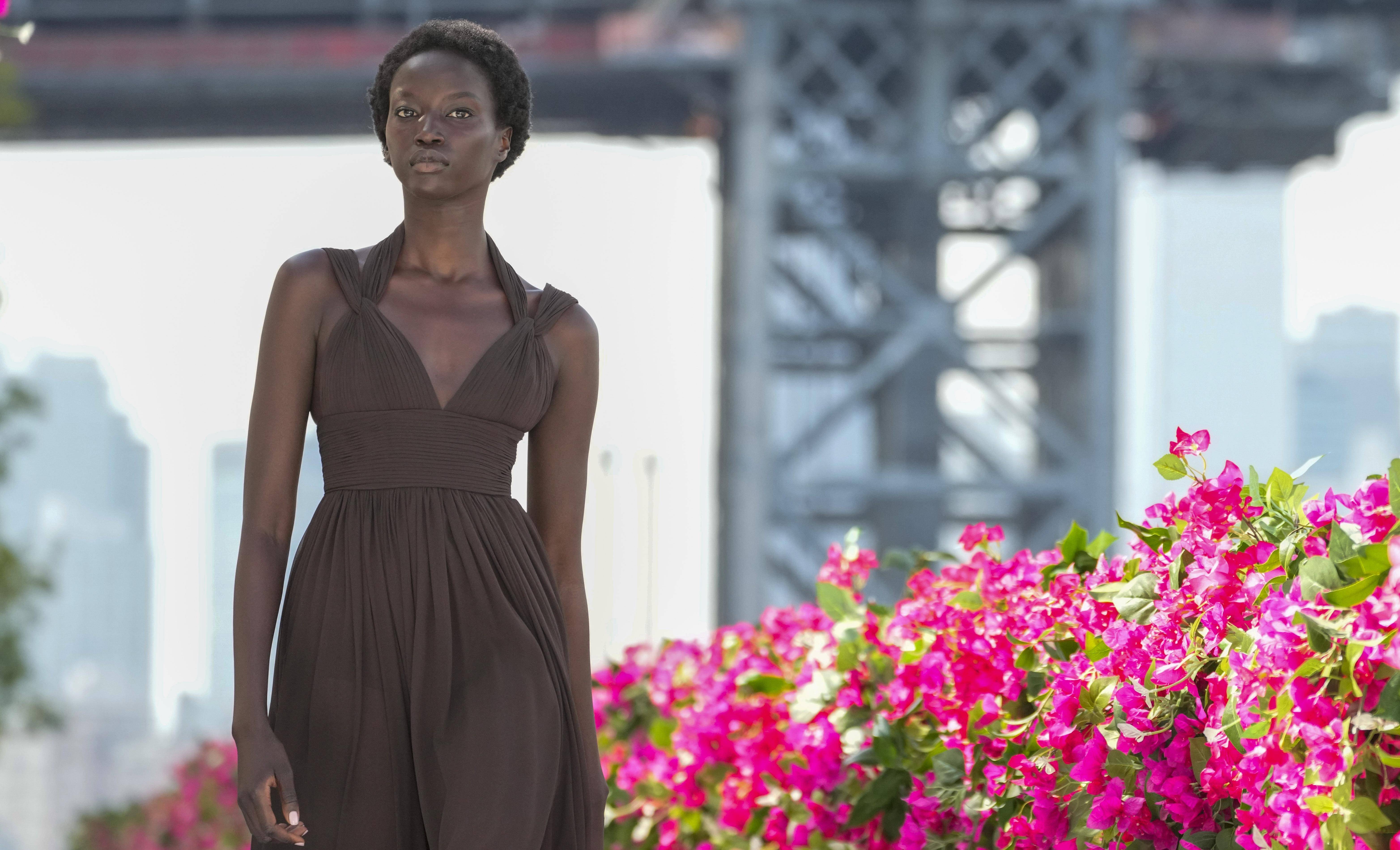 皇冠信用登2代理_【二线国外代理】纽约时装周-Michael Kors时装秀(2)