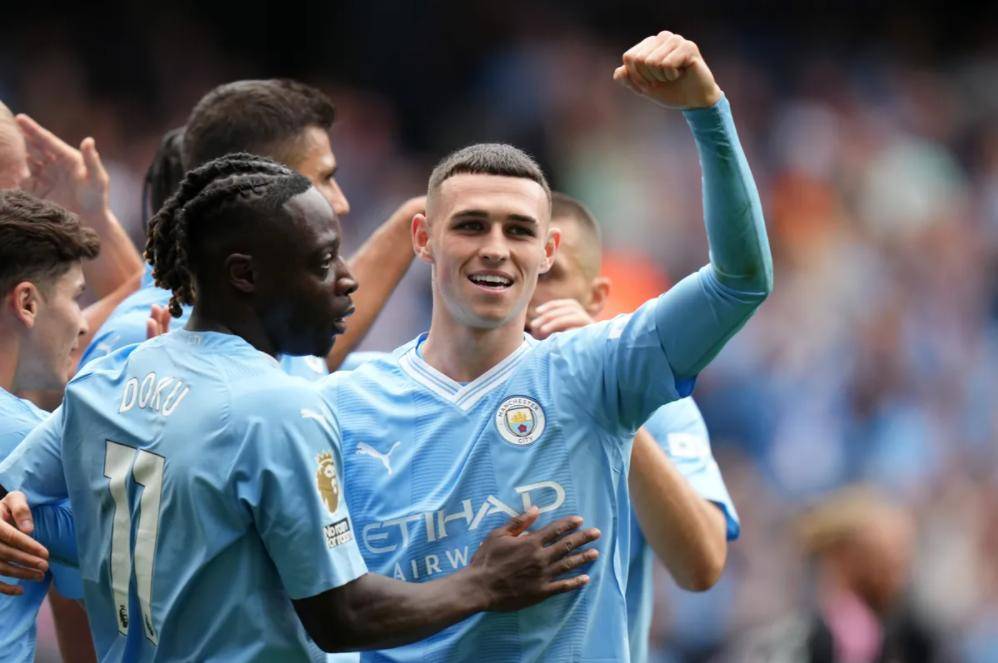 新2网址_3-0!世俱杯诞生新冠军:曼城弗鲁米嫩塞争冠新2网址,瓜迪奥拉创2大纪录