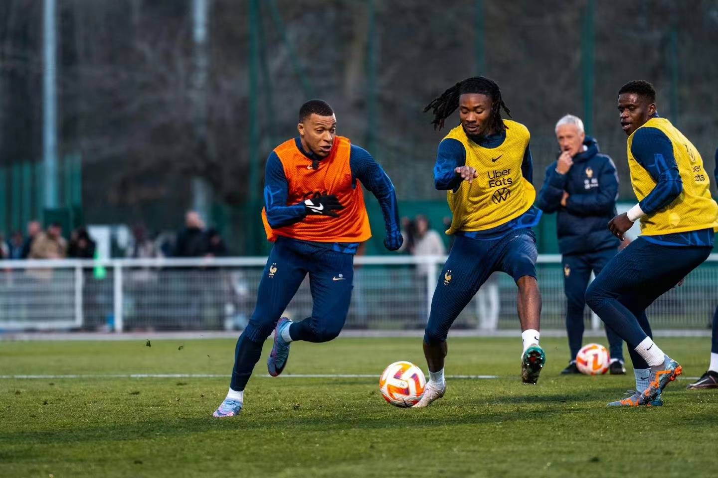 葡萄牙vs法国_【欧洲杯】葡萄牙vs法国:法国或小胜葡萄牙葡萄牙vs法国?