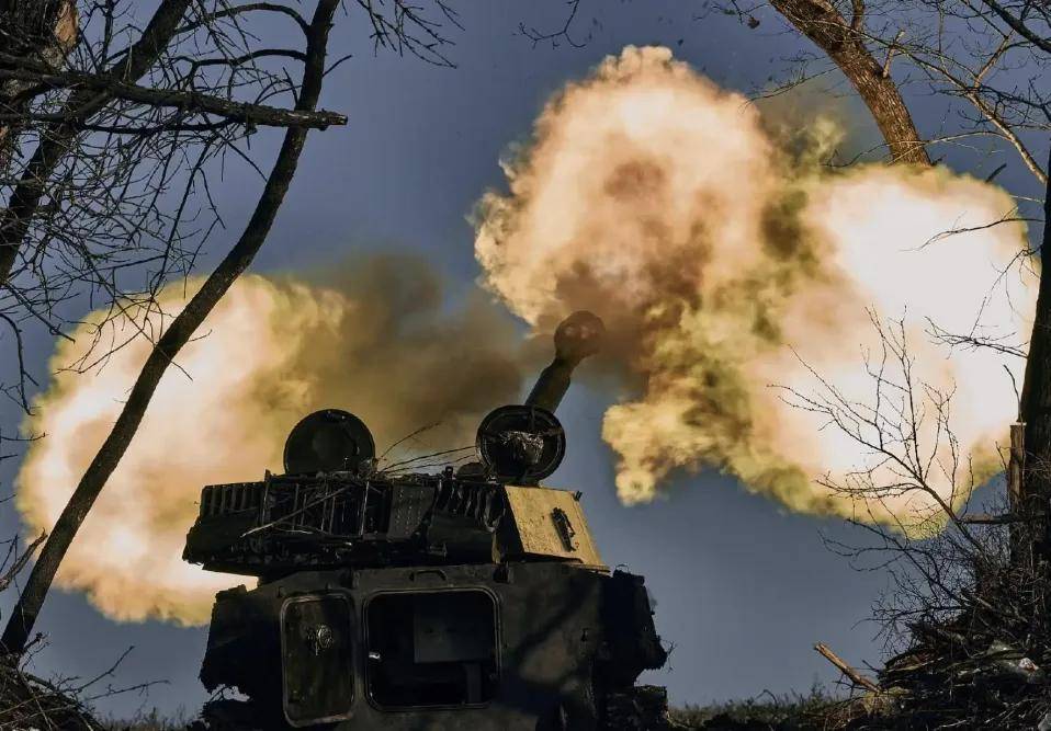 皇冠信用網正网_库尔斯克“死亡公路”!全歼美械装甲分队皇冠信用網正网,2.65万乌军被灭俄全线突破