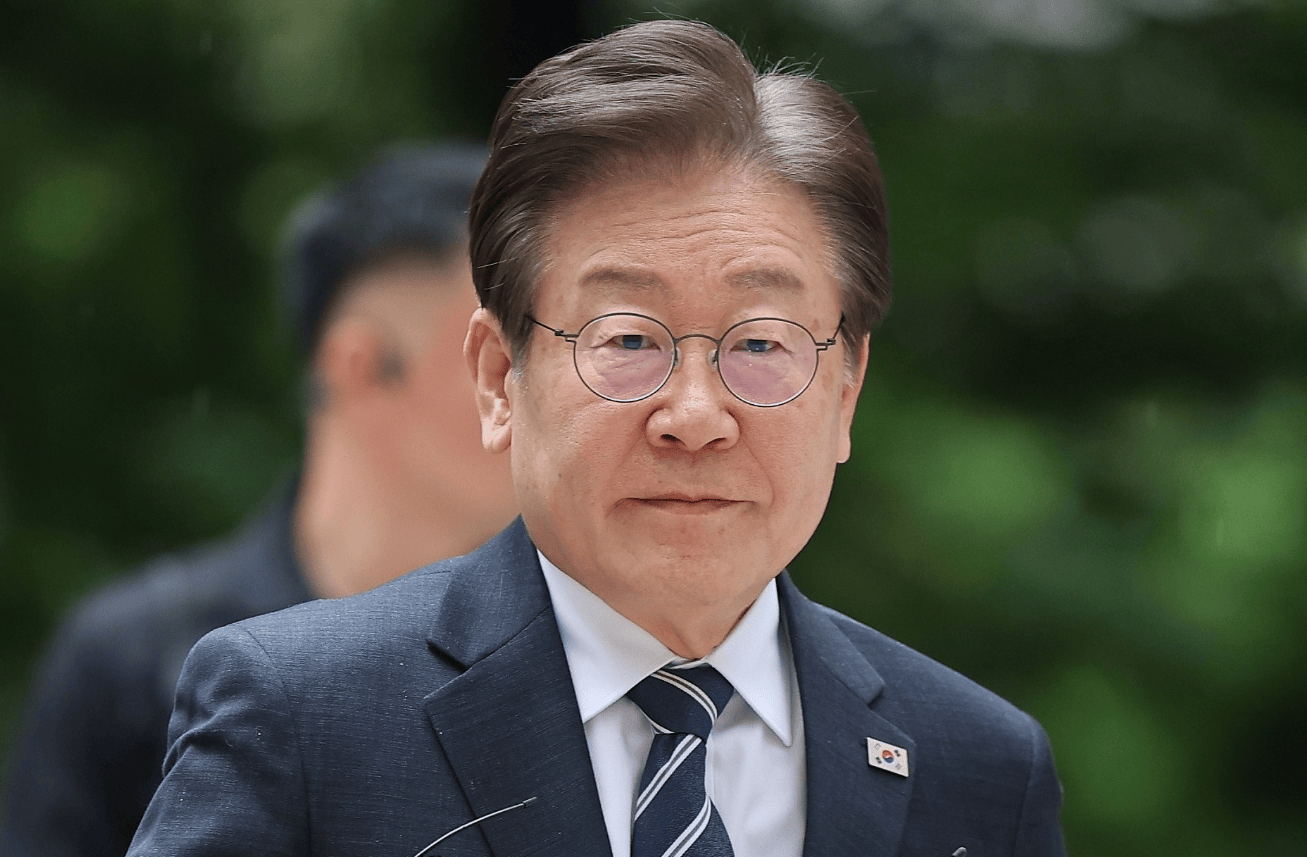 信用網皇冠申请注册_韩国最大在野党党首李在明发表特别声明:尹锡悦违宪违法