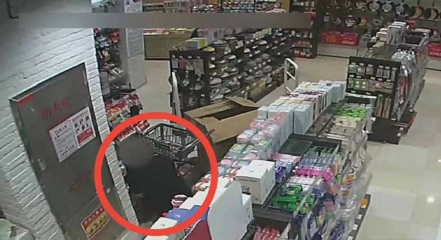 皇冠体育App下载_上海一家超市一个月内失窃8次皇冠体育App下载,窃贼为何专挑千元一斤的牛排等高档肉类下手