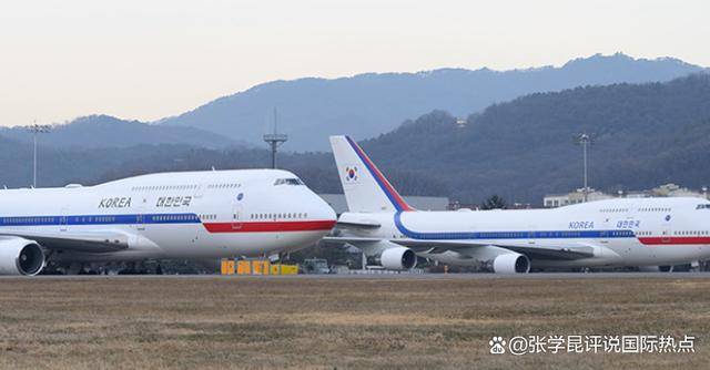 皇冠信用网APP下载_“空军一号”突然起飞皇冠信用网APP下载,尹锡悦要跑?文在寅出面,朝鲜也首次表态