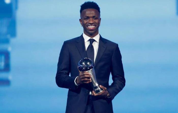 皇冠信用网怎么弄_威尼修斯当选世界足球先生:皇冠信用网怎么弄我是世界上最棒的球员