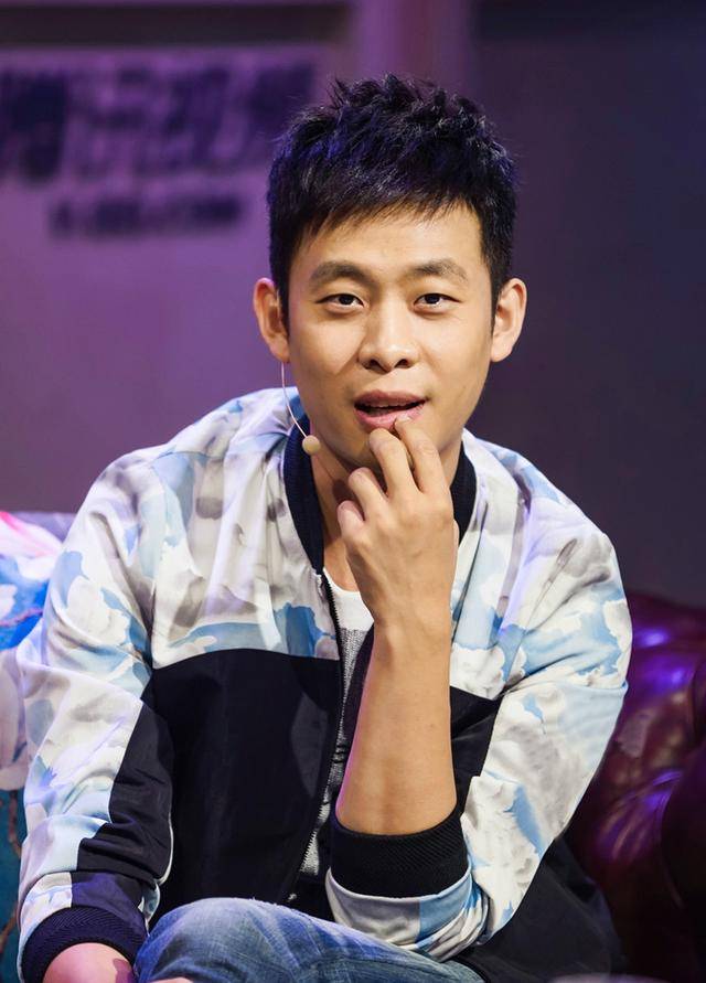 皇冠信用最新地址_吴京邀张译拍戏:你要多少片酬?张译:你要没钱皇冠信用最新地址,就算一百我也演!