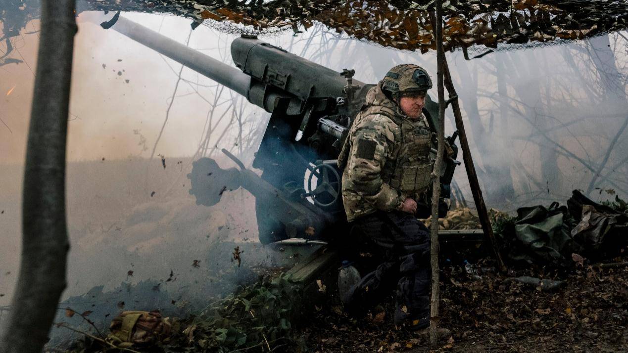 皇冠信用网开通_乌快守不住了!俄军火力全开皇冠信用网开通,乌损失3600平方公里领土,大批士兵逃跑!