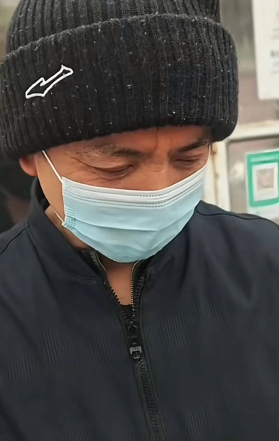 篮球基本规则_早餐车刮花140万豪车篮球基本规则，车主只要对方赔15个鸡蛋饼：不想占他便宜，夫妻俩不容易