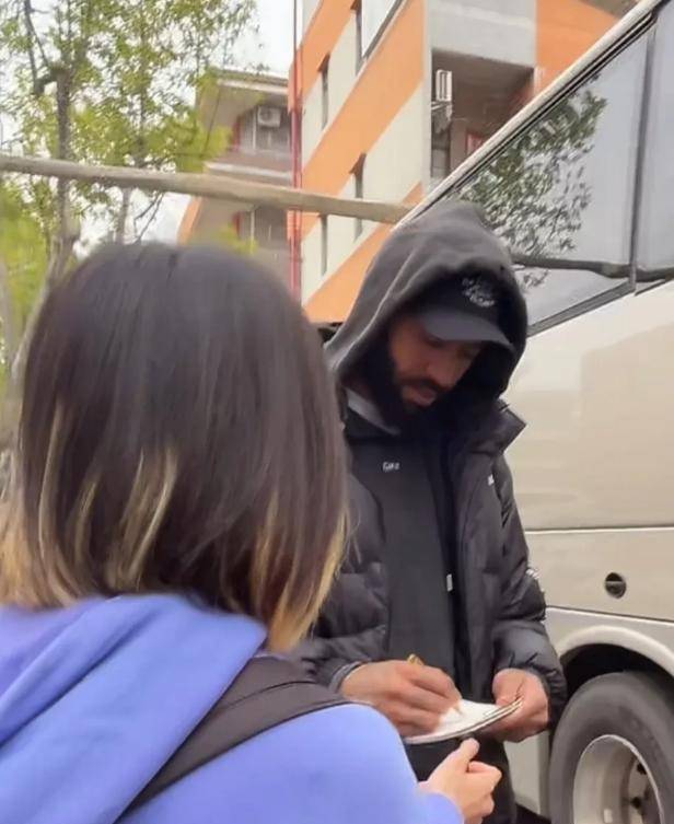 印第安纳步行者 v 萨克拉门托国王_杜锋带13人出征上海！4外援+23兄弟印第安纳步行者 v 萨克拉门托国王，贝贝获重用