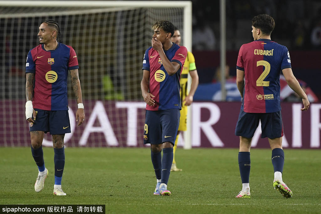 NBA美国职业篮球联赛_欧冠-莱万2球弑旧主亚马尔拉菲尼亚破门 巴萨4-0多特