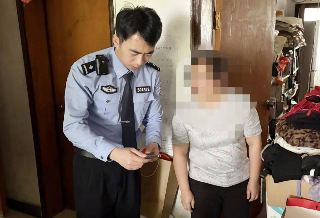 皇冠信用网登3代理_事发桂林皇冠信用网登3代理！背包里装的1000000元现金被警方紧急拦截