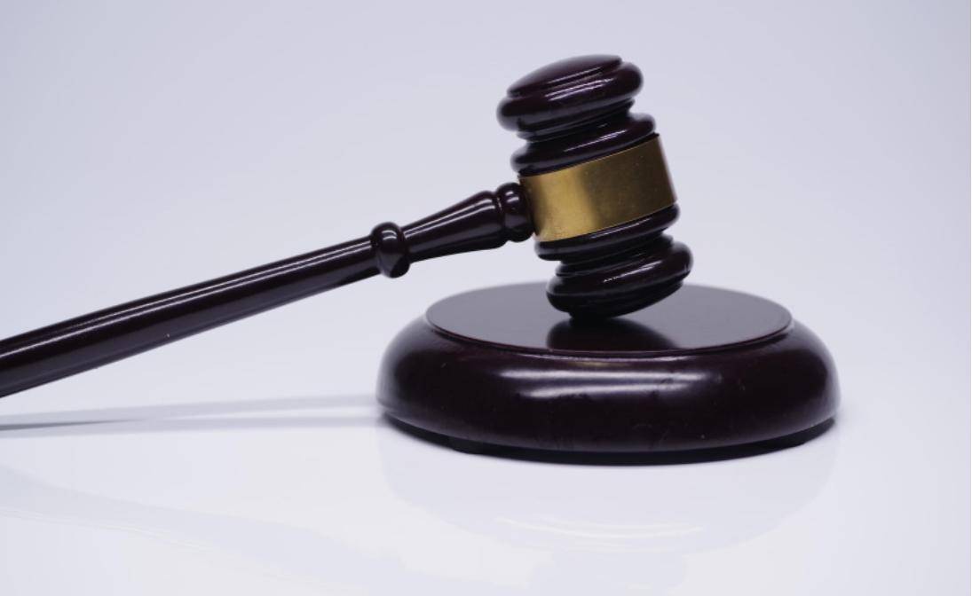 皇冠信用網出租
_租客退房遭拒退押金皇冠信用網出租
,房主称因台灯有灰尘、锅碗瓢盆不在原位 法院:全额退还