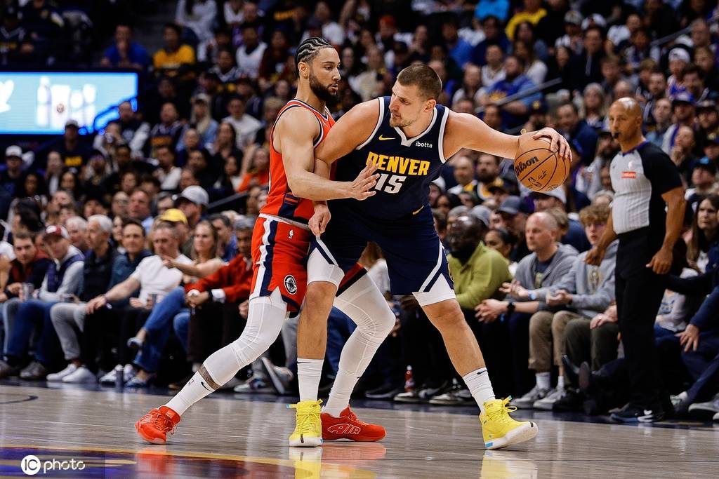 皇冠信用登3代理_小卡高效39分约基奇空砍三双 快船险胜掘金总分1-1