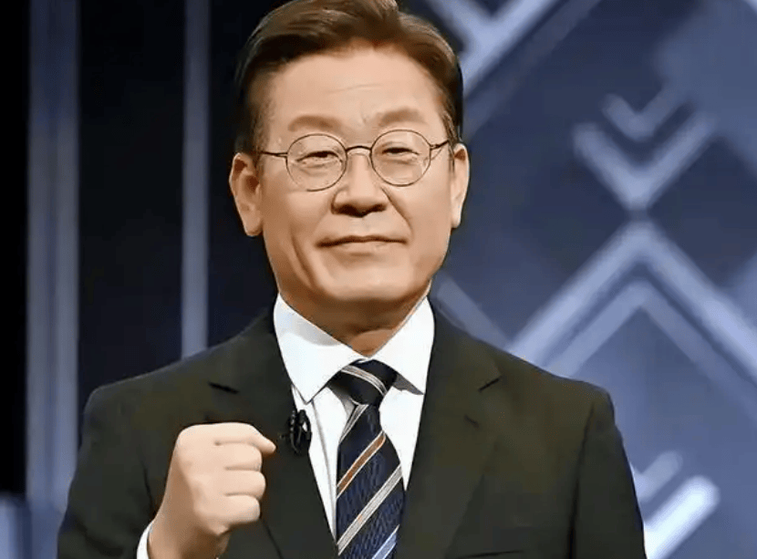 皇冠信用網会员账号
_尹锡悦落了个应得的结局皇冠信用網会员账号
,关键时刻,韩国终于等来“亲华总统”?