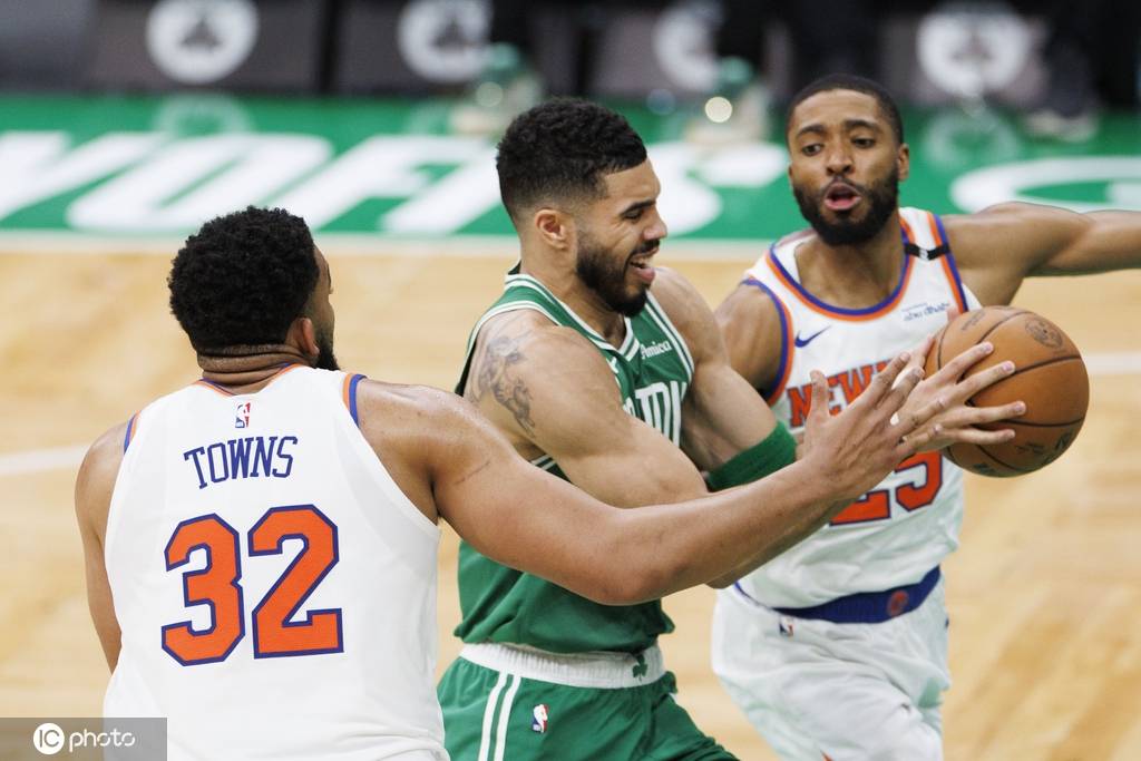 皇冠信用盘出租代理_唐斯21+17塔图姆13分 尼克斯再胜凯尔特人2-0