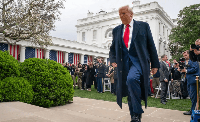 皇冠信用网代理申条件
_特朗普服软皇冠信用网代理申条件
,降税至50%!中方开出三个条件,美要用“弃台”来换?