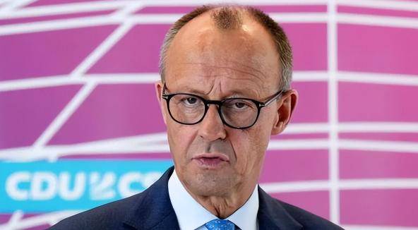 皇冠代理联系方式_默克尔“死对头”上台皇冠代理联系方式，美国最强盟友倒戈？对华态度出人意料