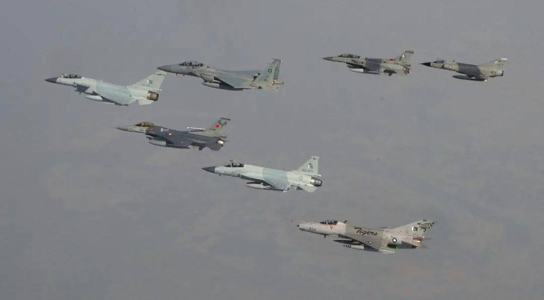 皇冠信用網会员如何申请_什么情况？外媒疯传：巴基斯坦接收首架中国五代机歼-35AE皇冠信用網会员如何申请！