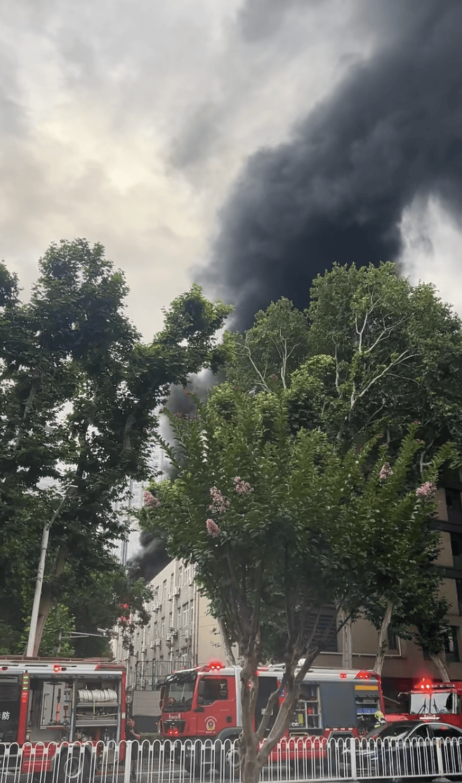 皇冠信用網在线申请_南京一中学发生火情皇冠信用網在线申请，火势已被扑灭