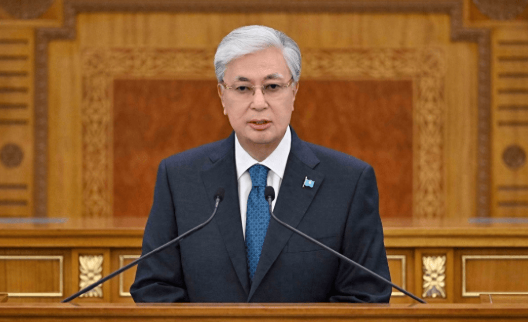 卡帕vs TPS杜古:_从中国回去后卡帕vs TPS杜古:,哈萨克斯坦总统不再舍近求远,两小时的讲话提了8次中国!